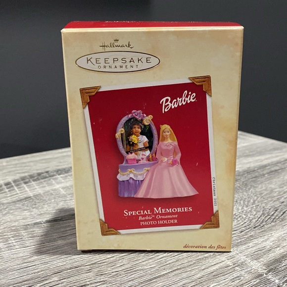 Hallmark | Barbie: Special Memories Photo Holder (2003) - Keepsake Ornament - Picture 3 of 15